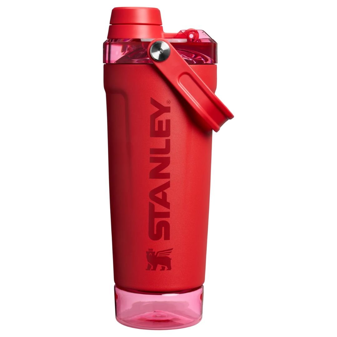 Stanley The Activate Shaker Bottle | 20 OZ Chili Red
