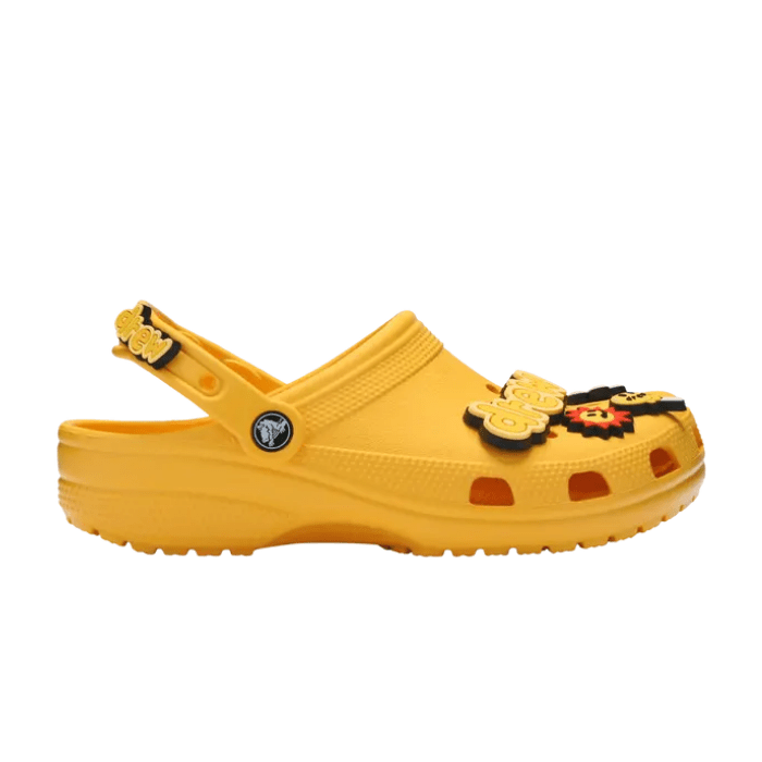 "Crocs Classic Clog Bieber with Drew House – stylish and exclusive clogs featuring Justin Bieber's Drew House branding, offering a trendy design with signature comfort."