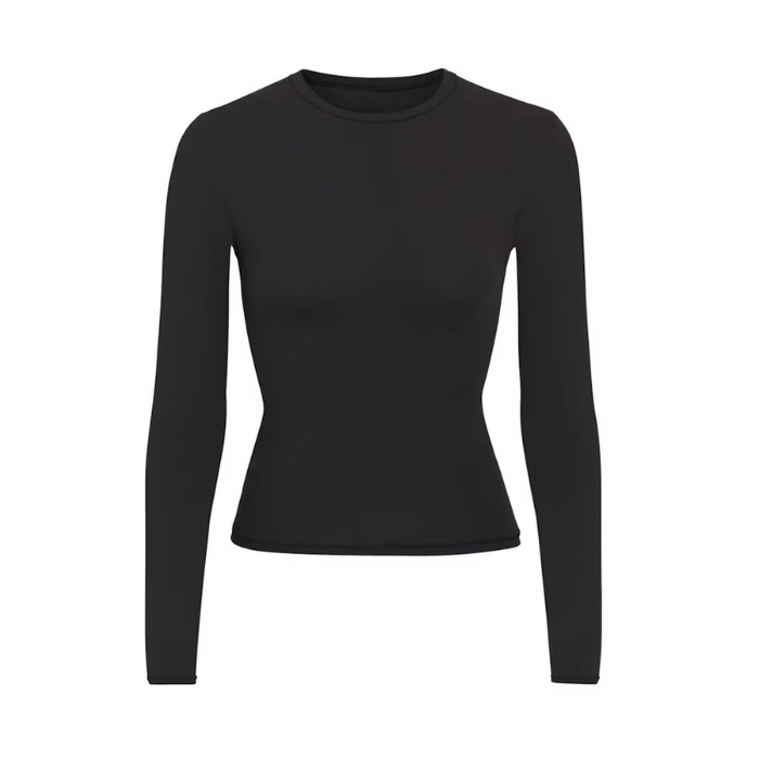 Skims Fits Everybody Long Sleeve T-Shirt in Onyx – ultra-soft, stretchy fit for everyday comfort. Shop on hypeelixir.com
