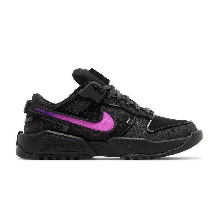 Nike Dunk Genesis Low RTFKT Void blends digital flair with classic style in a rare edition of 11394.
Shop on HypeElixir.com.
