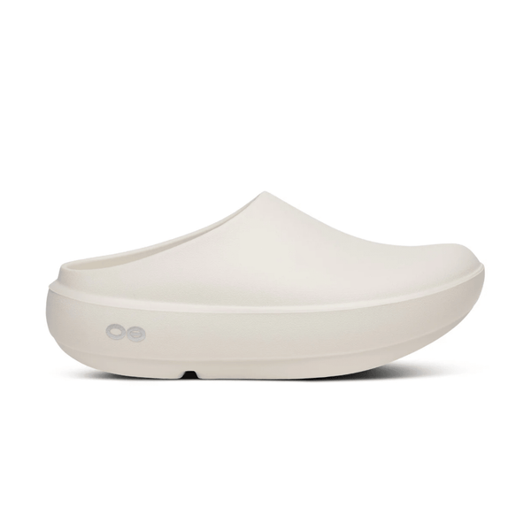Oofos Cloog PLUS Clog Chalk