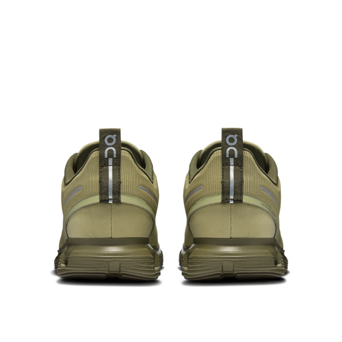 "On Running Cloud 6 Waterproof Caper Groove sneakers by Hype Elixir – lightweight, waterproof, and cushioned footwear for all-weather comfort and performance."