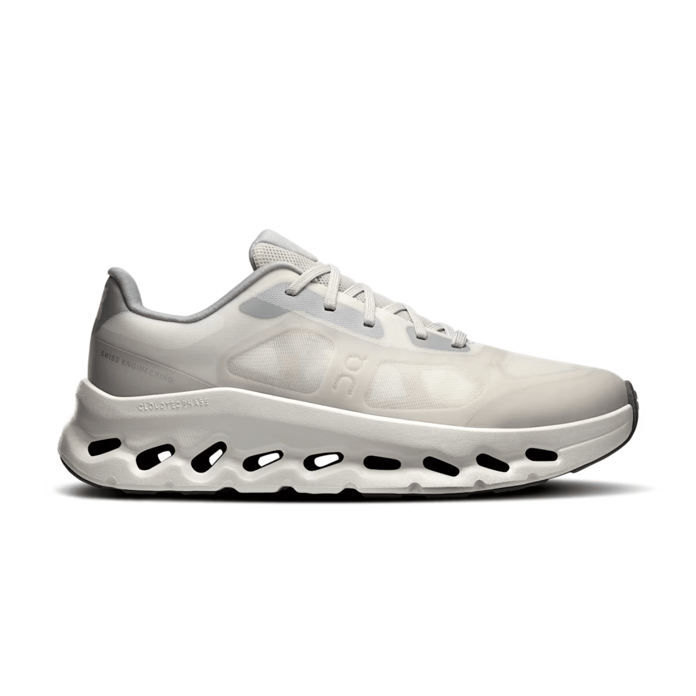 On Running Cloudtilt Remix Alloy Ivory