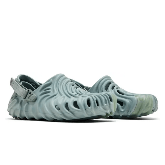 "Crocs Pollex Clog by Salehe Bembury Manta – innovative clogs designed by Salehe Bembury, featuring the unique Manta colorway for a stylish, bold look with exceptional comfort and support."