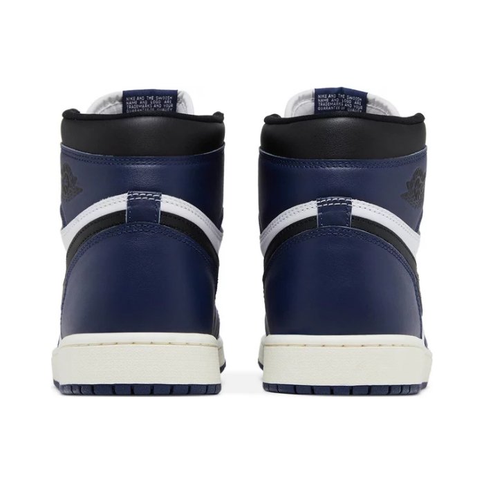 Air Jordan Retro High OG Midnight Navy1