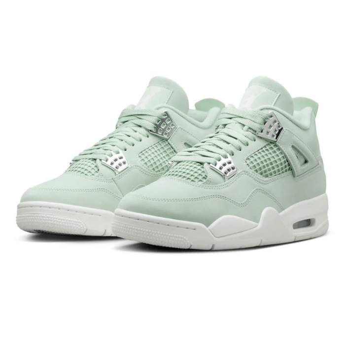 how to clean jordan 4 sail