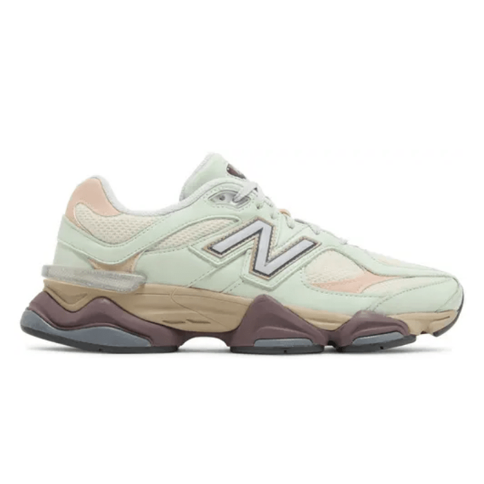 New Balance 9060 Clay Ash blends retro style with modern comfort in a sleek clay-toned design. Shop on HypeElixir.com