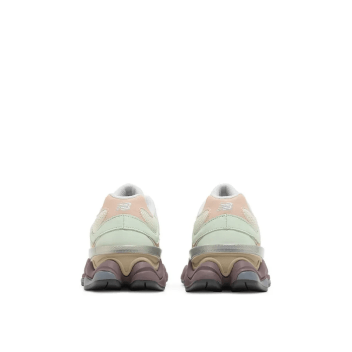 Step into elevated comfort and neutral-toned style with the New Balance 9060 Clay Ash sneakers. Shop on HypeElixir.com.