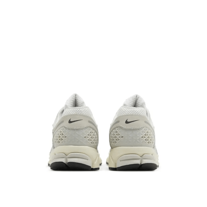 Step into style with New Balance 9060 Navy Ice Wine – modern comfort in classic hues. Shop on HypeElixir.com