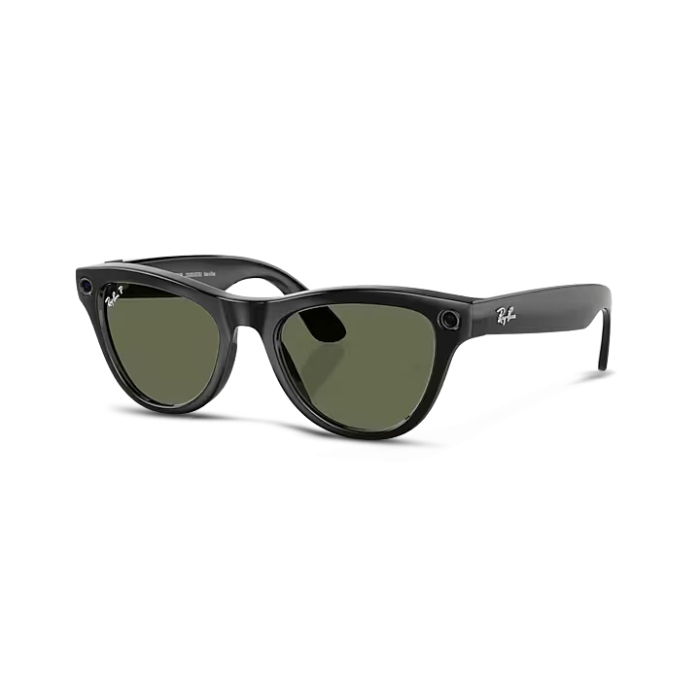 "Ray-Ban Meta Skyler Shiny Black/G-15 Green – sleek black sunglasses with G-15 green lenses, providing a timeless design and optimal eye protection for everyday wear."