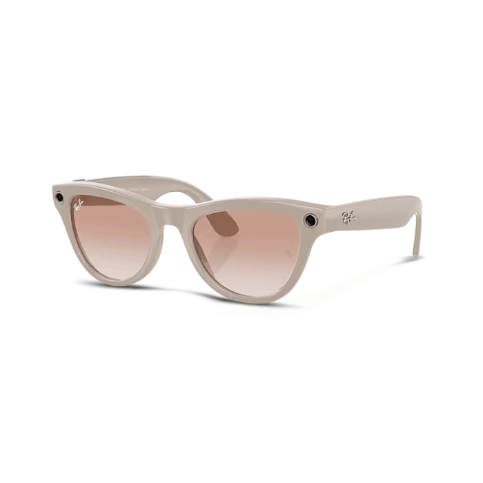 "Ray-Ban Meta Skyler Shiny Chalky Gray/Cinnamon Pink – modern, sleek sunglasses featuring a shiny gray frame with a pop of cinnamon pink, offering a perfect blend of style and innovation."