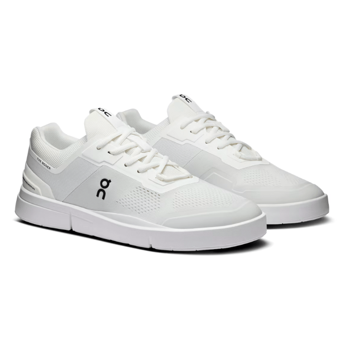 Run with ease in On Running Roger Spin White Black sneakers, blending performance and style. Available now at hypeelixir.com