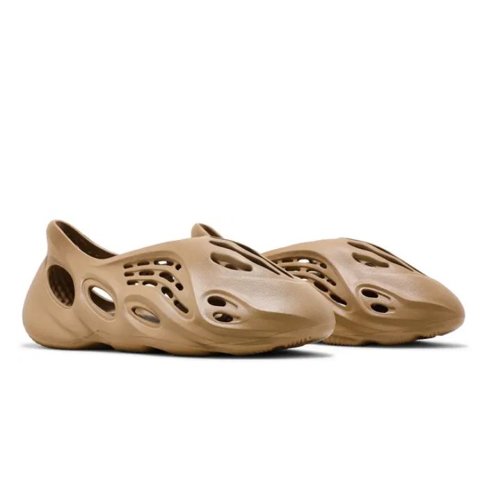 Yeezy Foam Runner 'Ochre' - HYPE ELIXIR