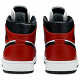 Air Jordan 1 Mid ‘Chicago Black Toe’