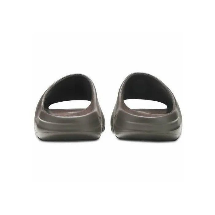 Yeezy Slides 'Soot'