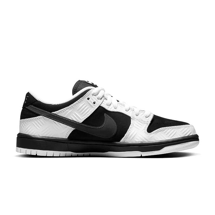 TIGHTBOOTH x Nike Dunk Low SB - Shop Authentic Nike SB Dunk on HYPE ELIXIR